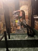 613437838: Chica busca chico en Madrid