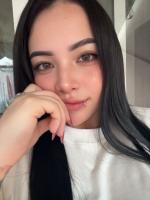 631440982: Chica busca chico en Barcelona