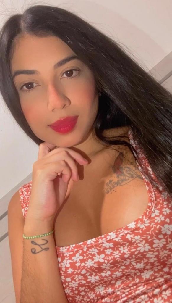 Chica busca chico en Barcelona: 