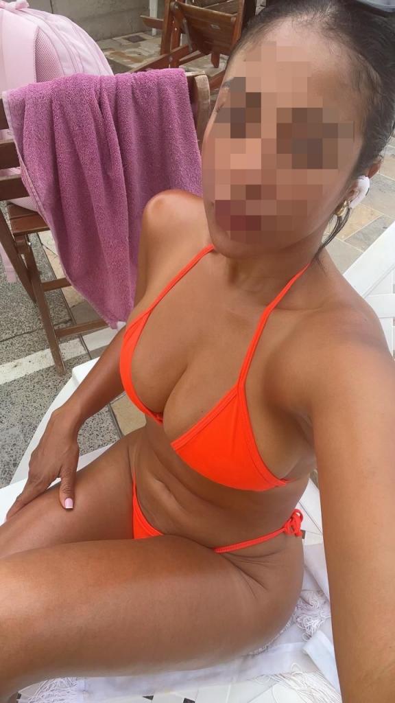Chica busca chico en Almería: 