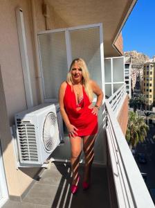 Chica busca chico en Alicante: 