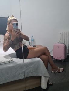 Chica busca chico en Alicante: 