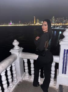 Chica busca chico en Valencia: Chica busca chico