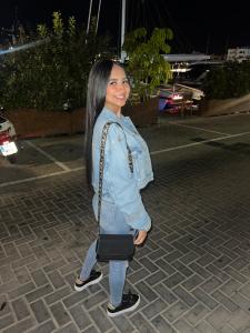 Chica busca chico en Ibiza: 