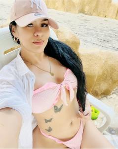 Chica busca chico en Granada: 