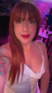 Chica busca chico en Cádiz: 