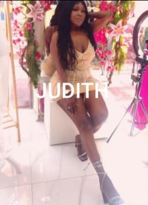Chica busca chico en Almería: 