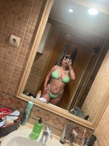 Chica busca chico en Almería: 