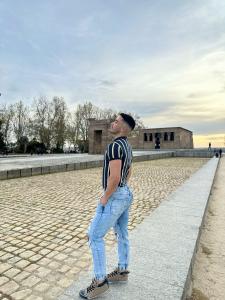 Chico busca chica en Madrid: 