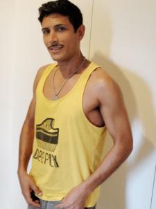 642599161: Chico busca chica en Las Palmas