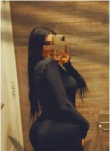 Chica busca chico en Cádiz: 