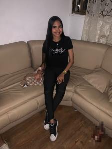 Chica busca chico en Ibiza: 