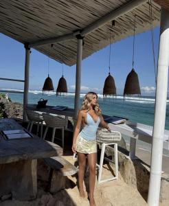 654217689: Chica busca chico en Asturias