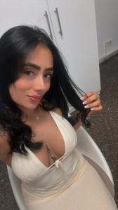 623548371: Chica busca chico en Valencia