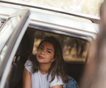 641049068: Chica busca chico en Zaragoza