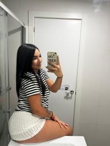 613756534: Chica busca chico en Barcelona