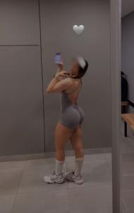 643709824: Chica busca chico en Ibiza