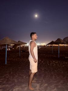 667839646: Chico busca chica en Valencia