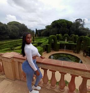 655631676: Chica busca chico en Madrid