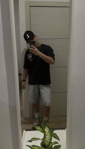 642006438: Chico busca chica en Barcelona