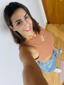 697696775: Chica busca chico en Badajoz