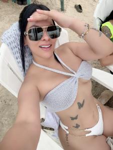 Chica busca chico en Granada: 