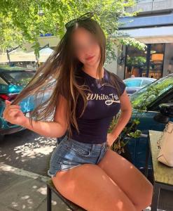 Chica busca chico en Barcelona: 