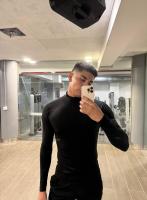 664014126: Chico busca chica en Barcelona