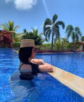 662963713: Chica busca chico en Granada