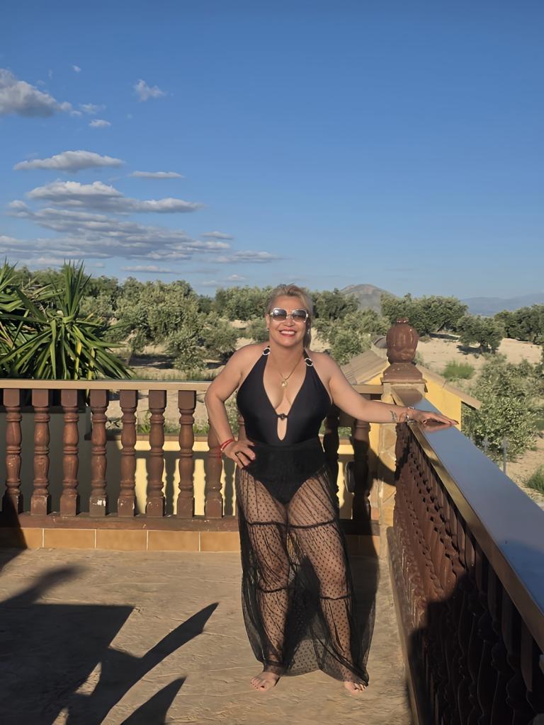 642837852: Chica busca chico en Granada