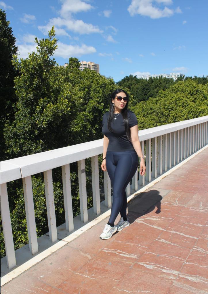 683625341: Chica busca chico en Valencia