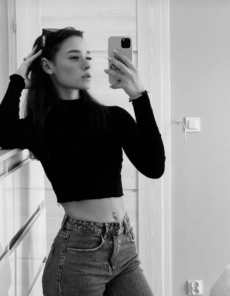 Chica busca chico en Almería: 