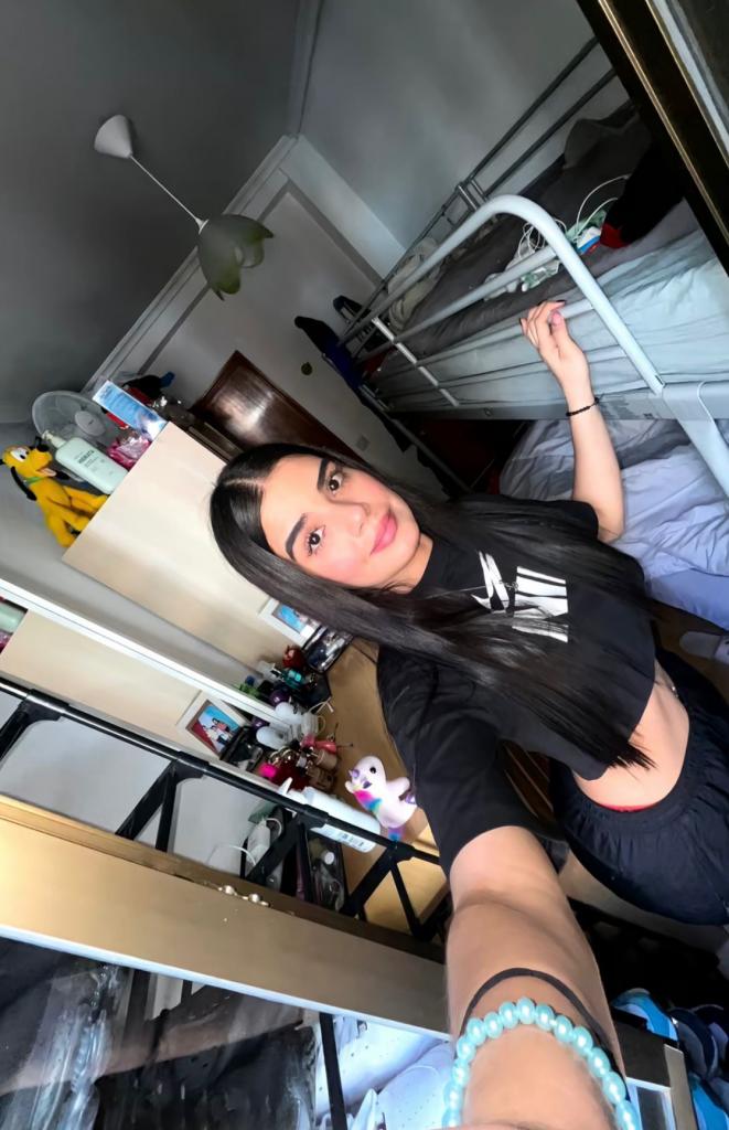 Chica busca chico en Almería: 