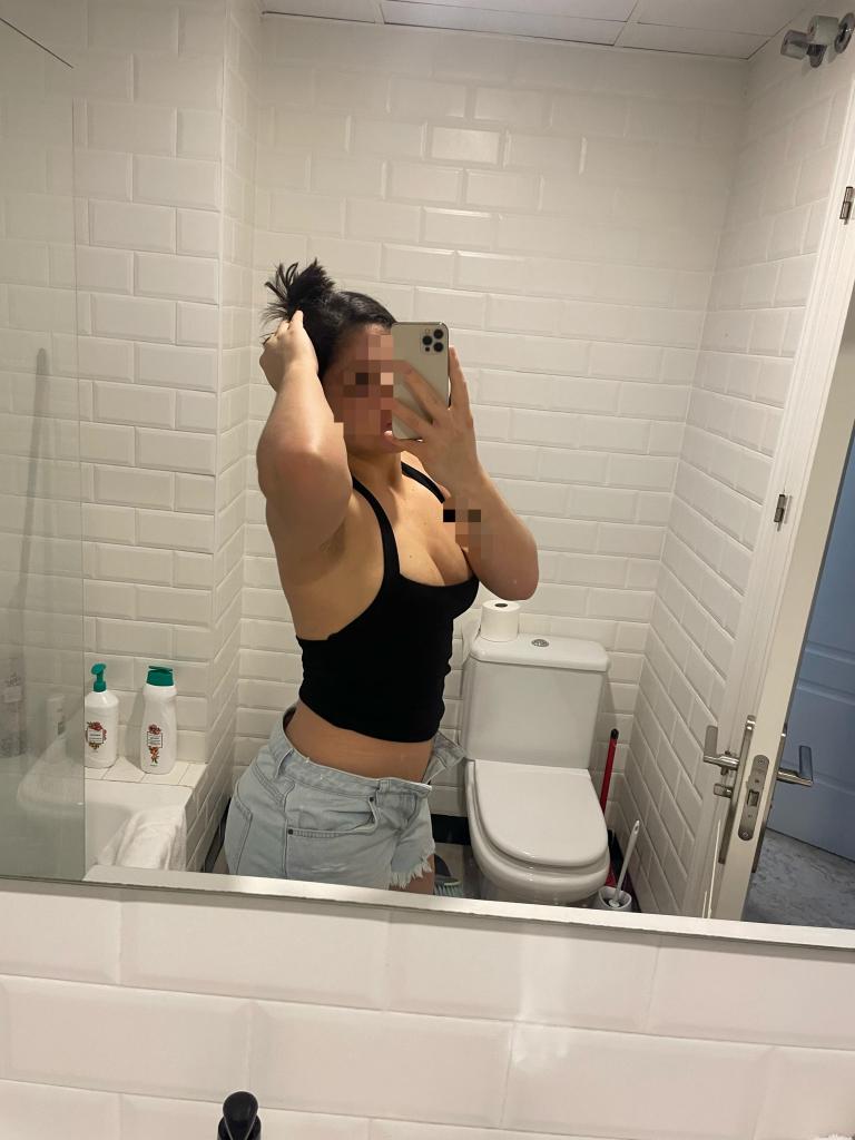 Chica busca chico en Málaga: Chica busca chico