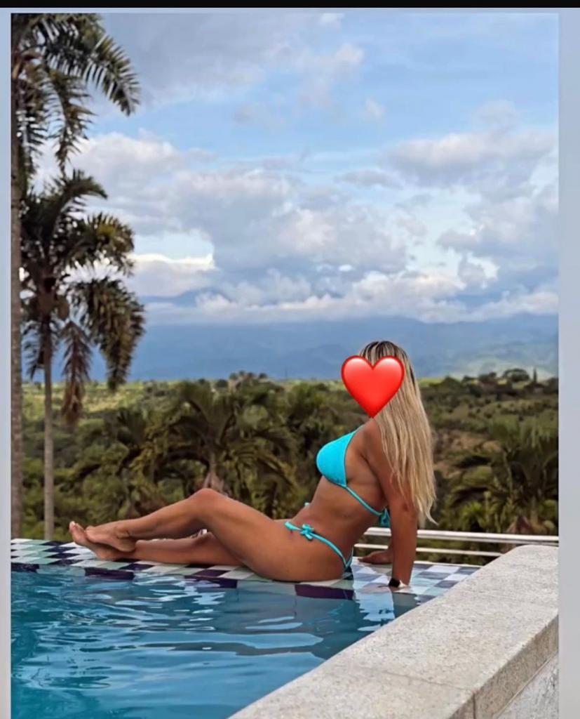 Chica busca chico en Almería: 