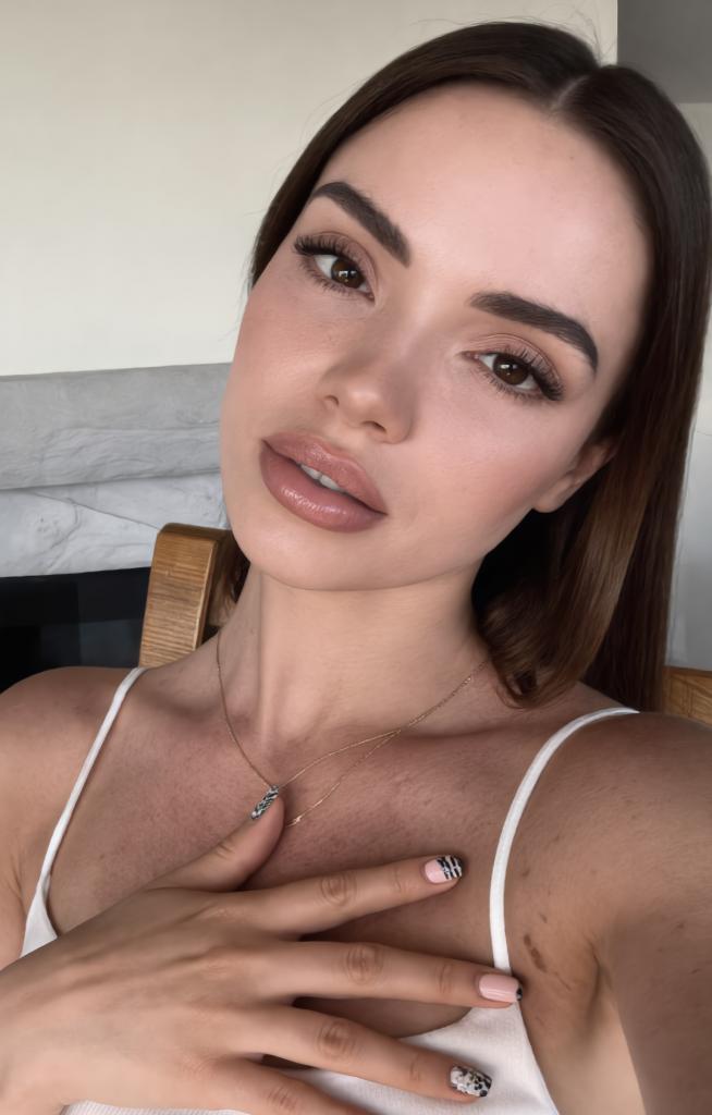 607236122: Chica busca chico en Ibiza