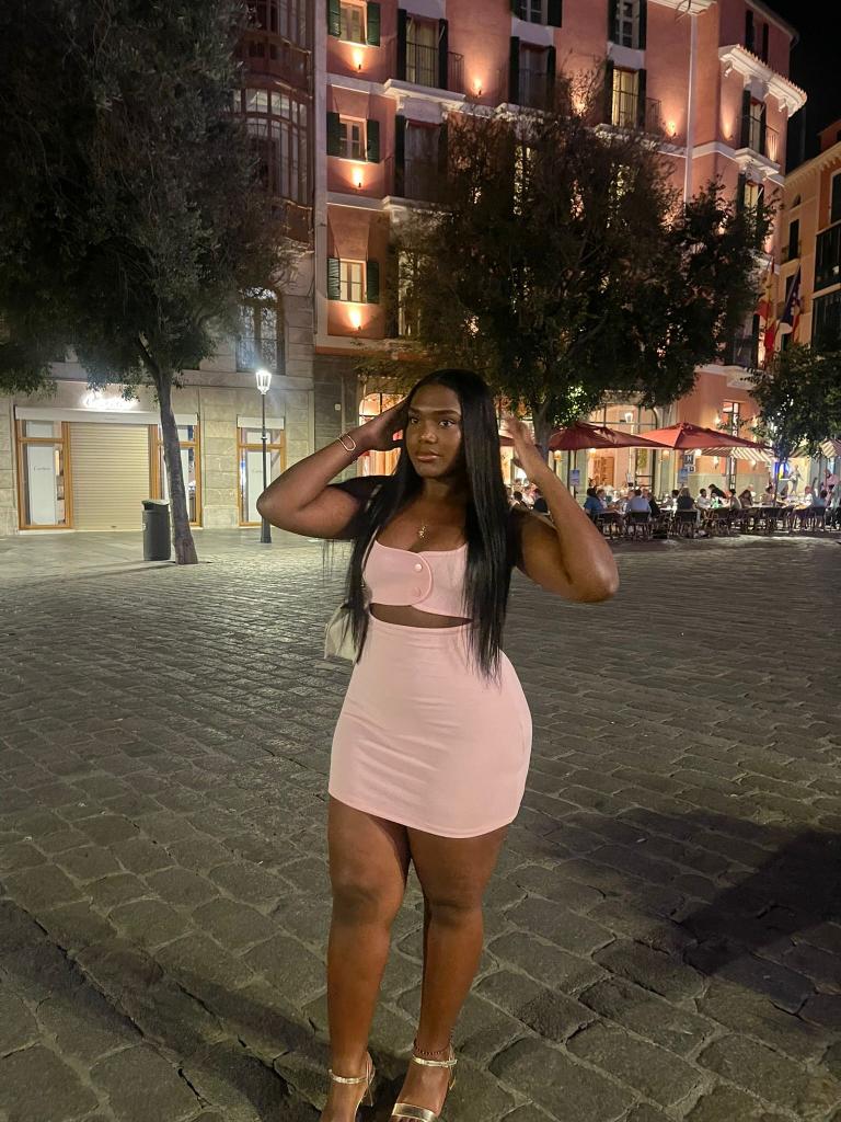 Chica busca chico en Castellón: 