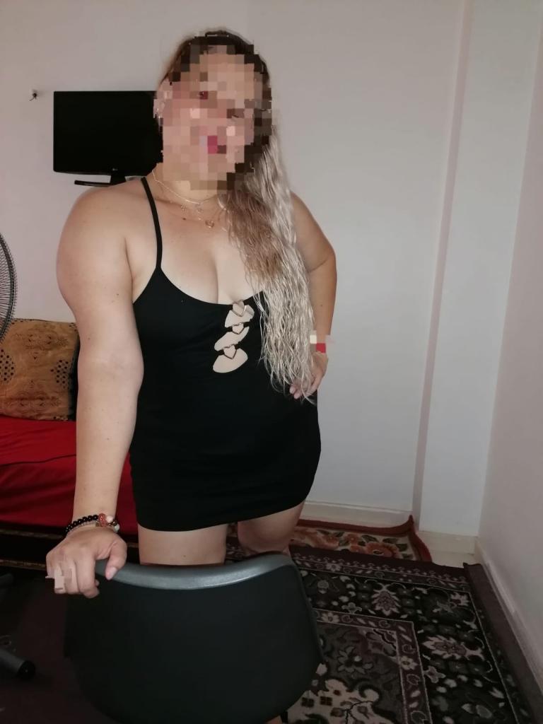 Chica busca chico en Almería: 
