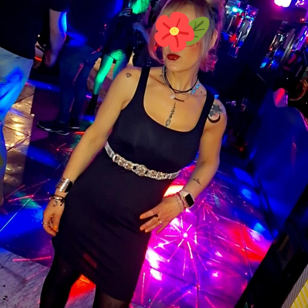 Chica busca chico en Murcia: 