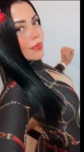 614968044: Chica busca chico en Murcia