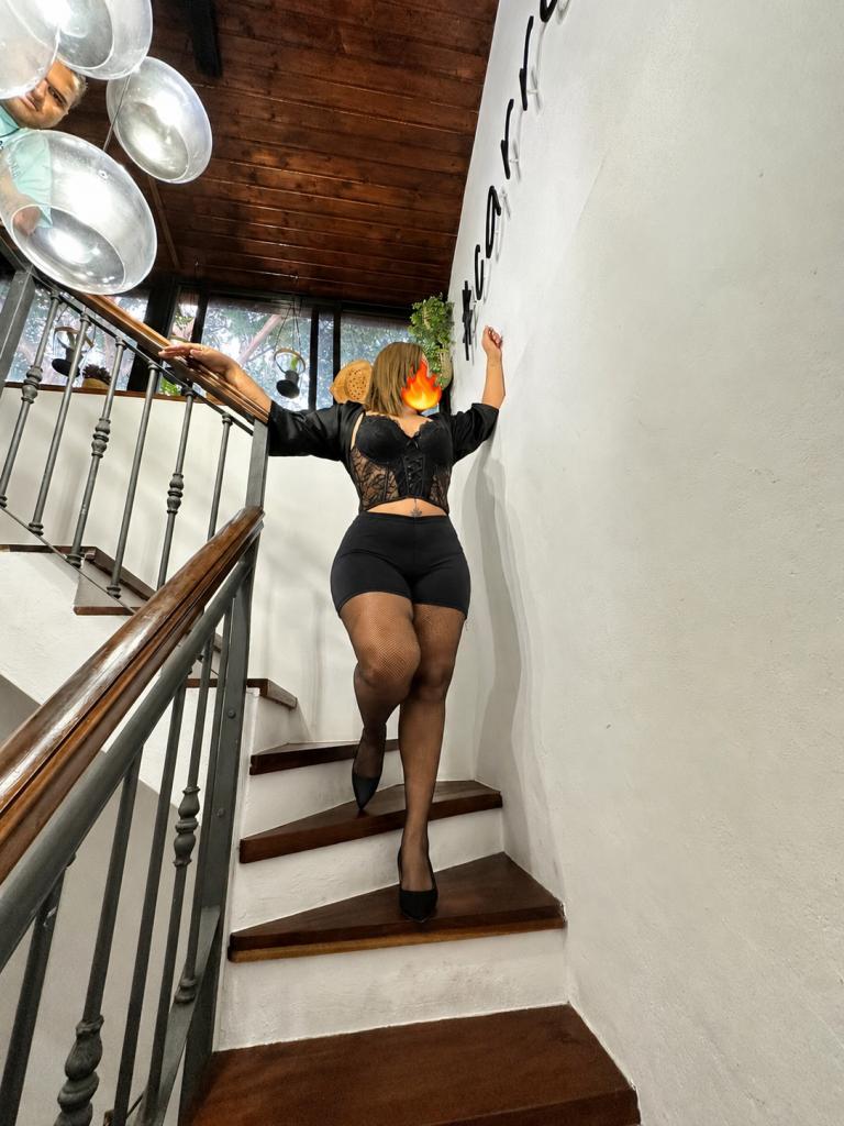Chica busca chico en Tenerife: 