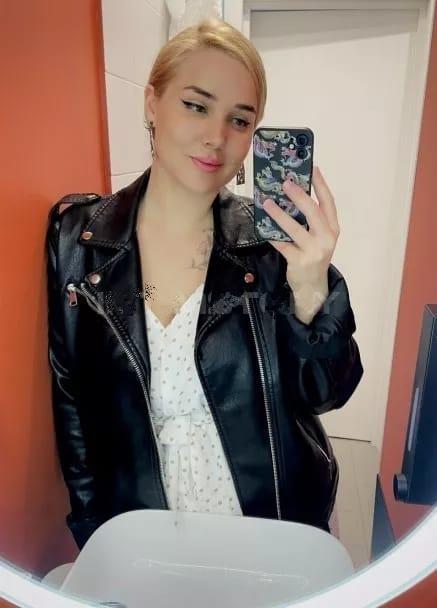Chica busca chico en Barcelona: 