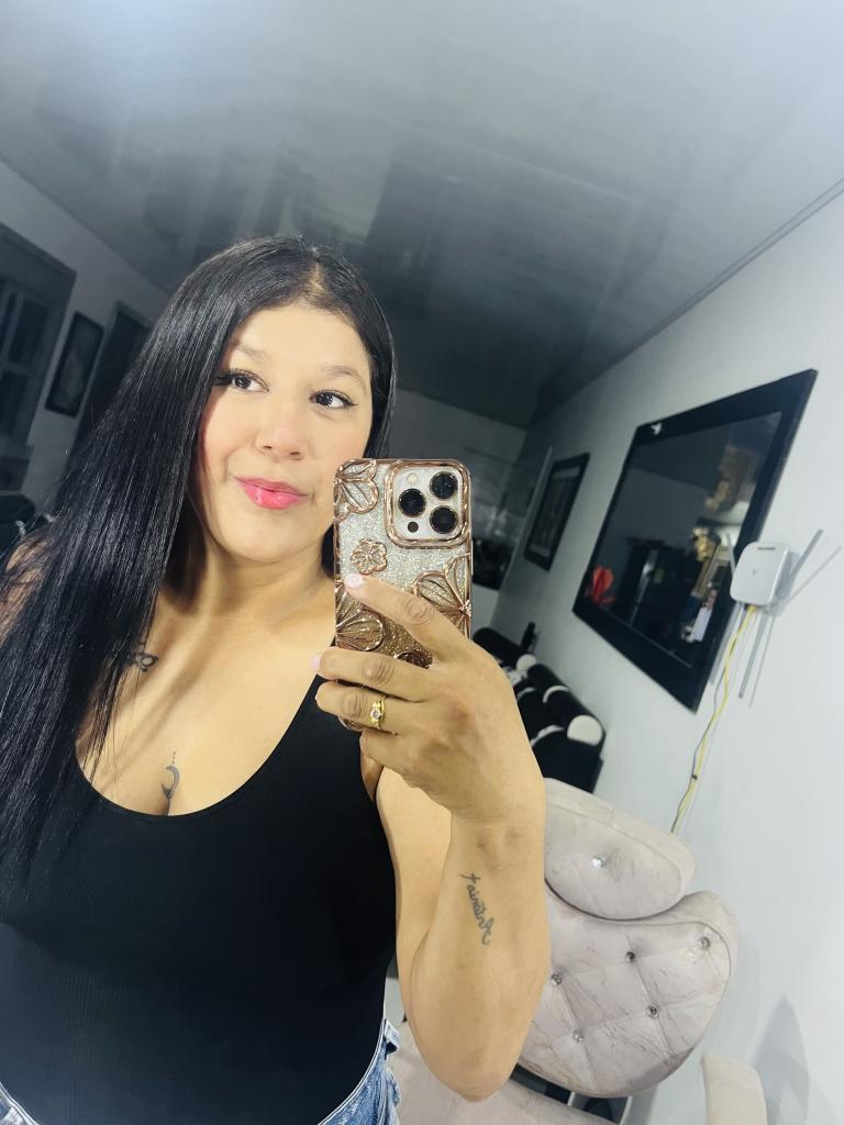 Chica busca chico en Granada: 
