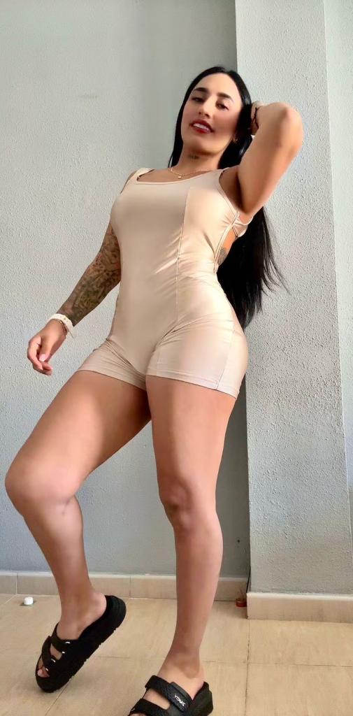 Chica busca chico en Almería: 