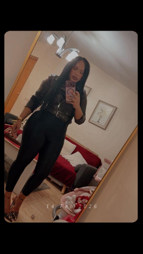 Chica busca chico en Orense: 