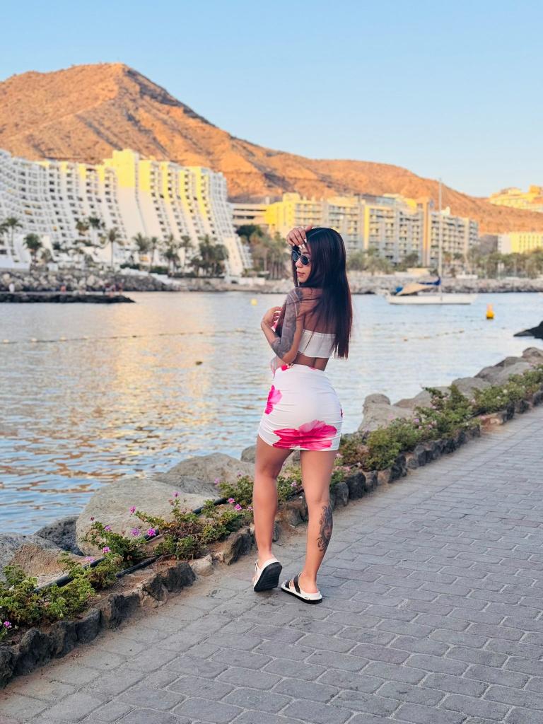 664189123: Chica busca chico en Las Palmas