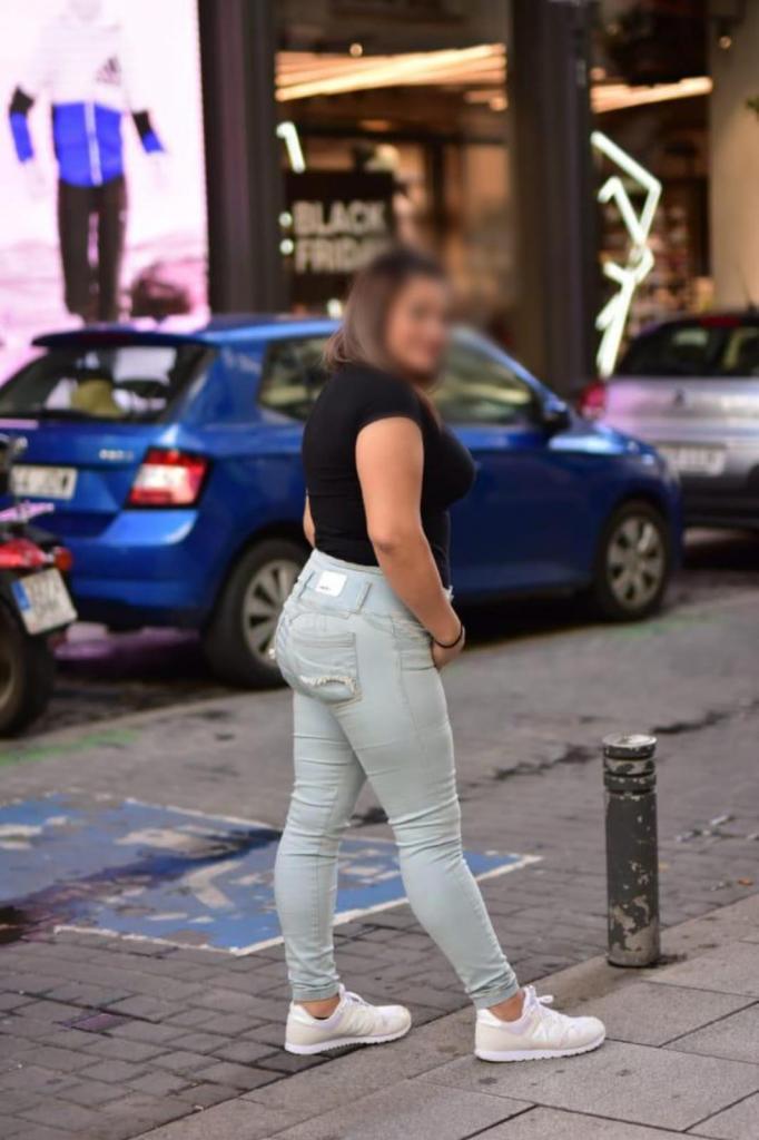 Chica busca chico en Murcia: 