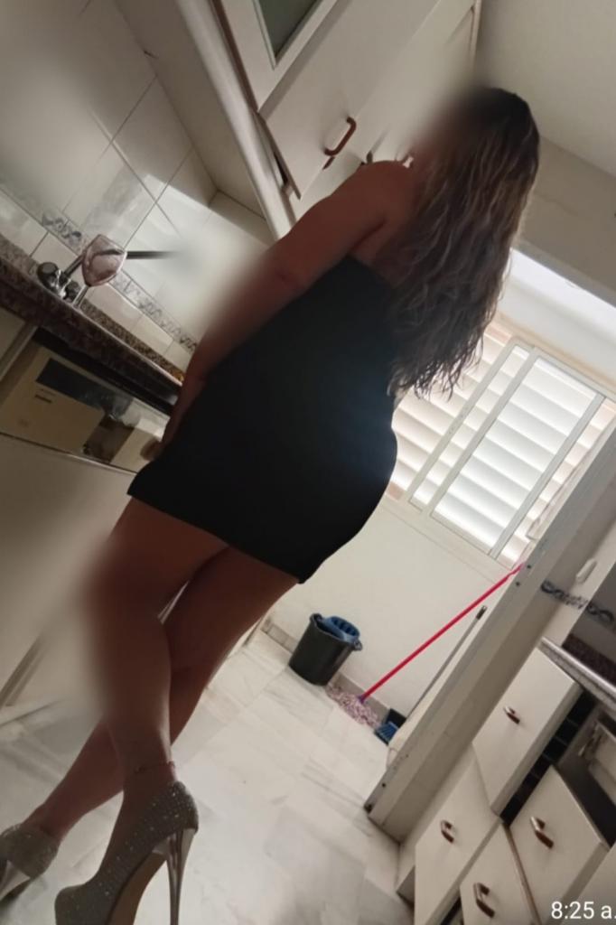 Chica busca chico en Sevilla: 