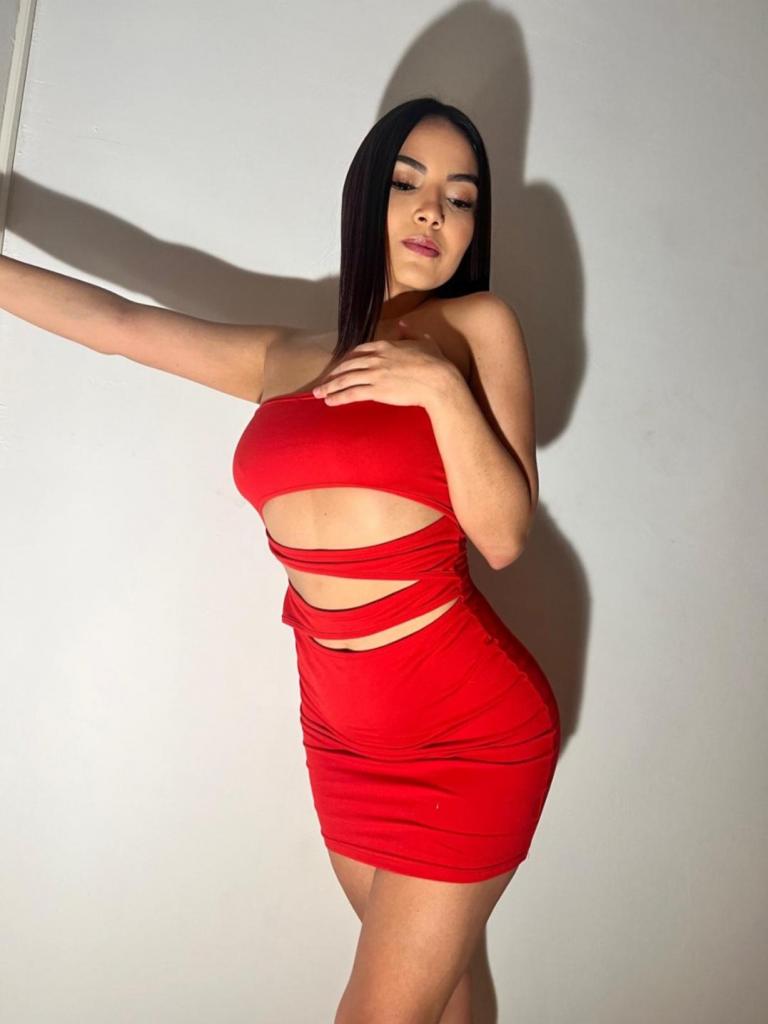 611284176: Chica busca chico en Alicante