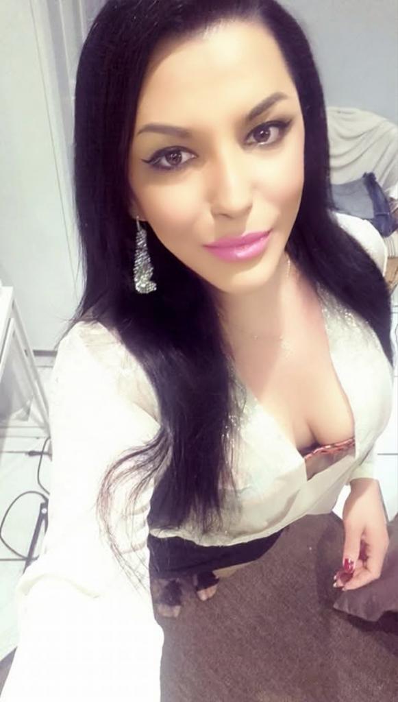 623133072: Transexual en Pontevedra